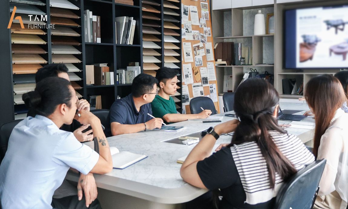 tam furniture họp nội bộ