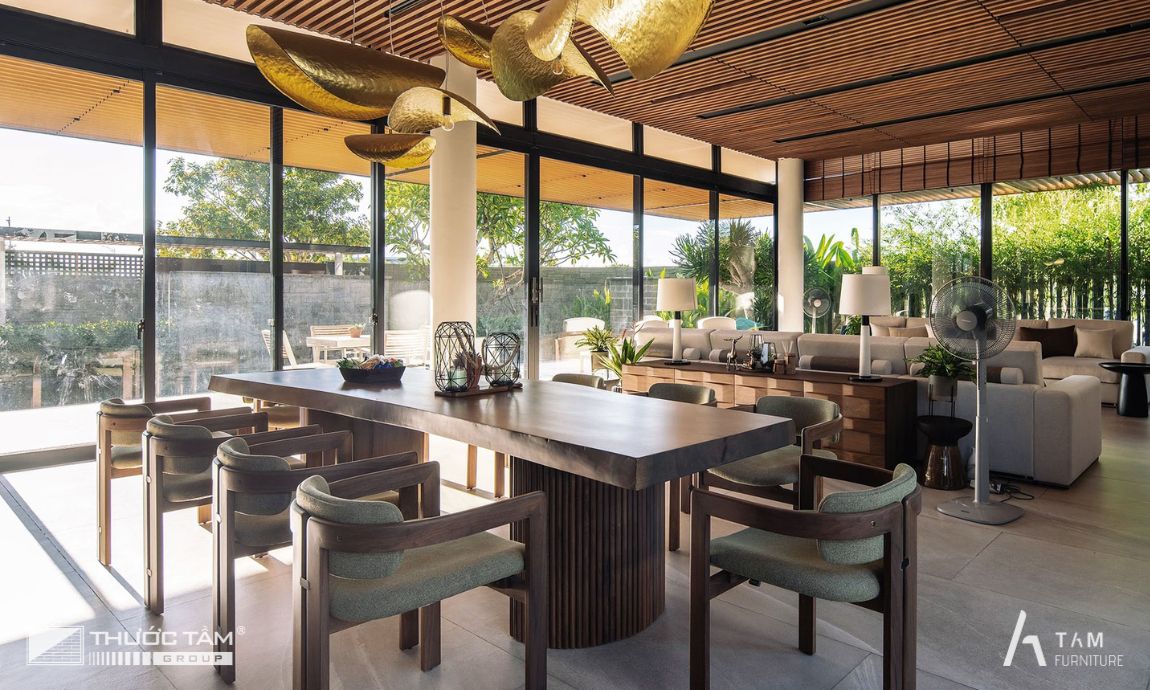 phòng ăn của biệt thự thiên không