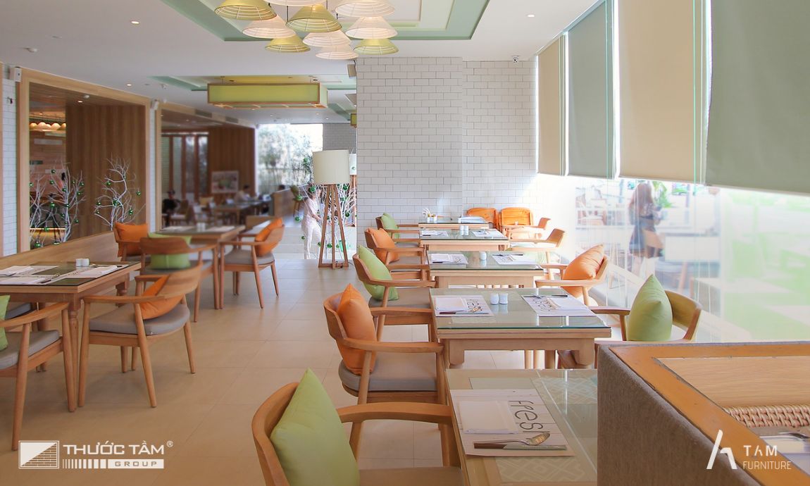 khu vực ăn uống của nhà hàng